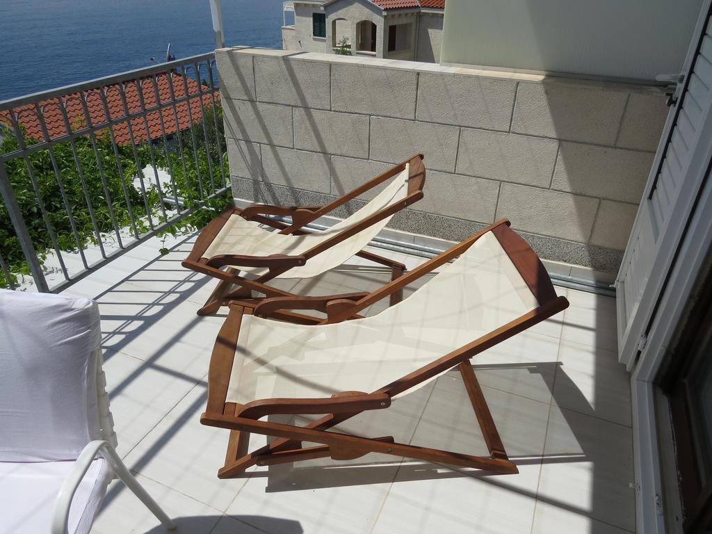 Apartments Lovric - 30 Meters To The Beach 特罗吉尔 外观 照片